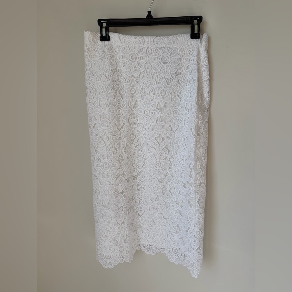 Abercrombie & Fitch White embroidered Lace Pencil midi Skirt